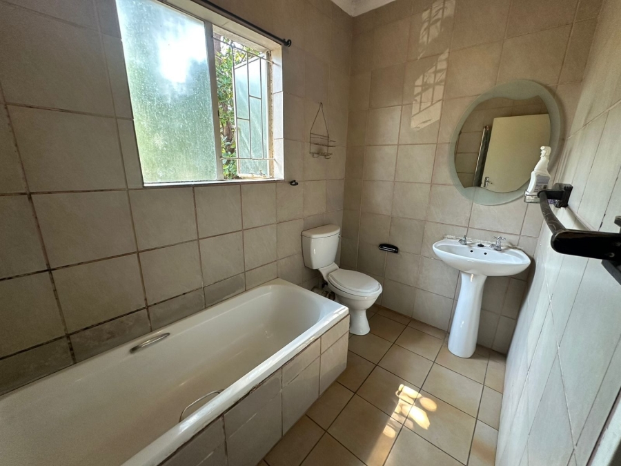 3 Bedroom Property for Sale in Rustenburg Central North West